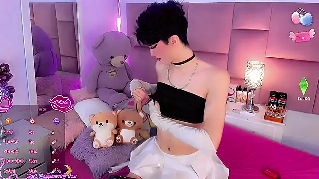 Snapshot of Baby_FenixTS chatting on November 29, 2025, 5:18 am Baby FenixTS online show from November 29, 2025, 5:18 am