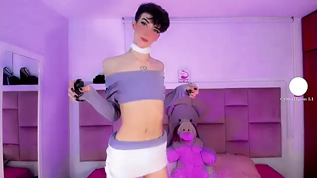 Snapshot of Baby_FenixTS chatting on November 4, 2025, 6:39 am Baby FenixTS online show from November 4, 2025, 6:39 am