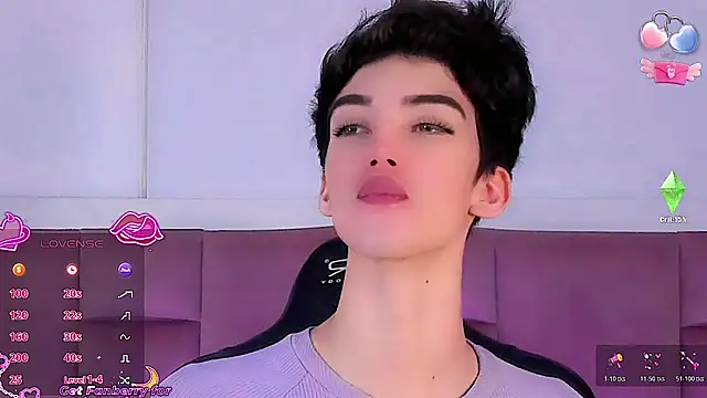 Snapshot of Baby_FenixTS chatting on November 21, 2025, 12:48 pm Baby FenixTS online show from November 21, 2025, 12:48 pm