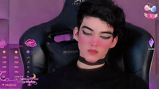 Snapshot of Baby_FenixTS chatting on November 23, 2025, 7:35 pm Baby FenixTS online show from November 23, 2025, 7:35 pm