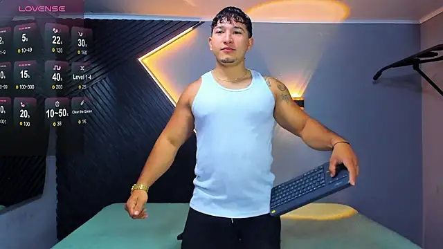 Horny nick18 online show from March 10, 2026, 11:47 am