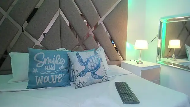 Snapshot of BelhaLawuo chatting on November 5, 2025, 8:45 pm BelhaLawuo online show from November 5, 2025, 8:45 pm