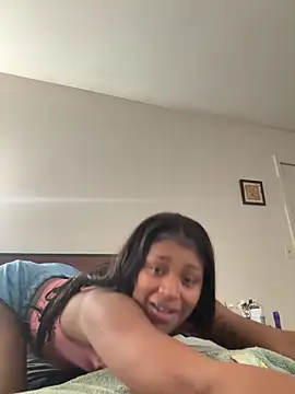 Snapshot of PrettyBabriexox chatting on November 5, 2025, 2:31 pm PrettyBabriexox online show from November 5, 2025, 2:31 pm