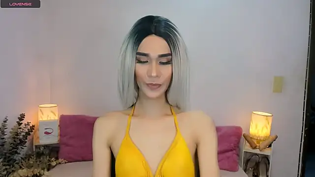 tsmokemachine online show from November 17, 2025, 8:13 pm