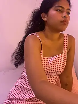 ms ivanna online show from July 19, 2026, 8:05 pm