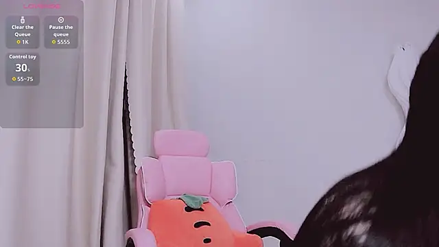 Miu-999 online show from October 31, 2025, 2:08 am