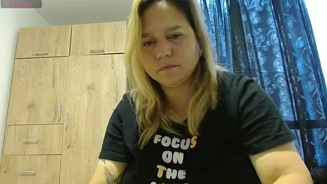 Snapshot of haashkyo chatting on May 22, 2026, 1:42 pm haashkyo online show from May 22, 2026, 1:42 pm