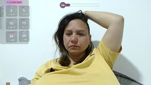 Snapshot of haashkyo chatting on November 1, 2025, 6:19 am haashkyo online show from November 1, 2025, 6:19 am