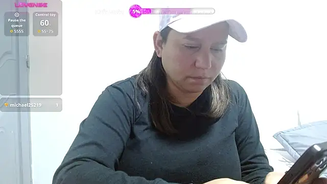 Snapshot of haashkyo chatting on October 25, 2025, 6:45 am haashkyo online show from October 25, 2025, 6:45 am