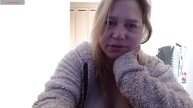 haashkyo online show from April 25, 2026, 1:41 pm