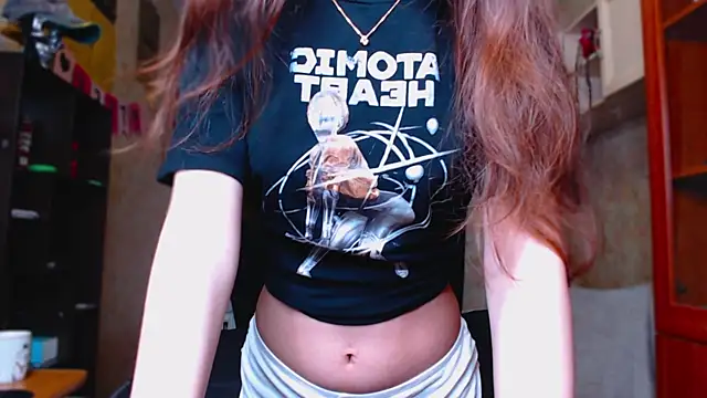 Snapshot of litle_owl chatting on September 19, 2025, 7:29 pm litle owl online show from September 19, 2025, 7:29 pm