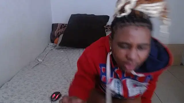 Snapshot of EbonyEssence chatting on November 28, 2025, 10:04 am EbonyEssence online show from November 28, 2025, 10:04 am