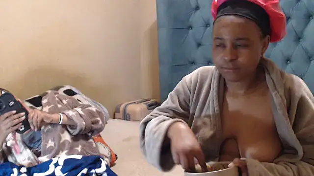 Snapshot of EbonyEssence chatting on May 20, 2026, 9:12 pm EbonyEssence online show from May 20, 2026, 9:12 pm