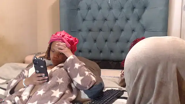 Snapshot of EbonyEssence chatting on May 11, 2026, 5:32 pm EbonyEssence online show from May 11, 2026, 5:32 pm