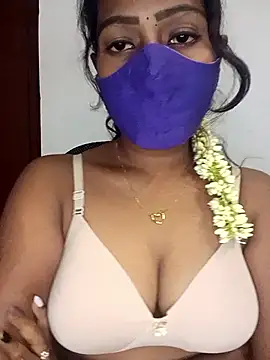 Snapshot of Tamil_kavinila chatting on December 4, 2025, 5:06 am Tamil kavinila online show from December 4, 2025, 5:06 am