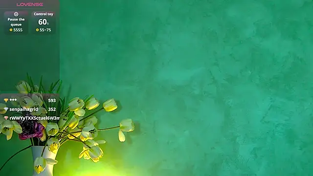 Snapshot of Izzie_Sugar chatting on September 19, 2025, 7:18 pm Izzie Sugar online show from September 19, 2025, 7:18 pm