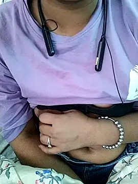 Snapshot of Kavya_Rathore chatting on November 26, 2025, 5:18 am Kavya Rathore online show from November 26, 2025, 5:18 am