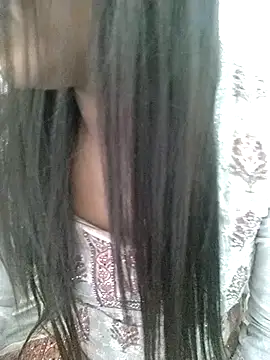 Snapshot of Kavya_Rathore chatting on November 19, 2025, 4:56 am Kavya Rathore online show from November 19, 2025, 4:56 am