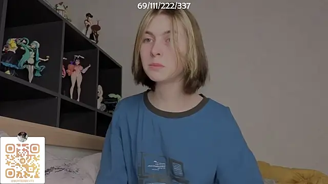 Snapshot of bertamimi chatting on October 2, 2025, 6:44 pm bertamimi online show from October 2, 2025, 6:44 pm