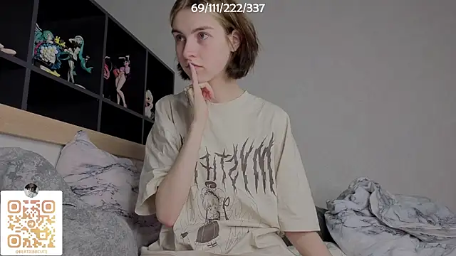 Snapshot of bertamimi chatting on September 11, 2025, 5:13 pm bertamimi online show from September 11, 2025, 5:13 pm