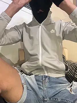 Snapshot of Yasar-Xxxl chatting on February 6, 2026, 1:51 pm Yasar-Xxxl online show from February 6, 2026, 1:51 pm