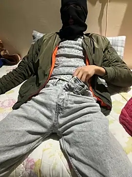 Snapshot of Yasar-Xxxl chatting on February 26, 2026, 12:32 am Yasar-Xxxl online show from February 26, 2026, 12:32 am