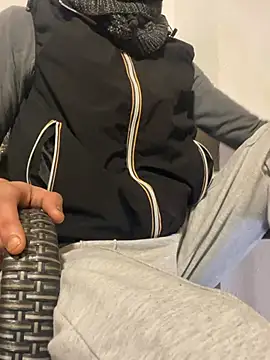 Snapshot of Yasar-Xxxl chatting on February 5, 2026, 12:56 pm Yasar-Xxxl online show from February 5, 2026, 12:56 pm