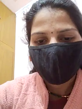 poojam93 online show from February 10, 2026, 1:48 am