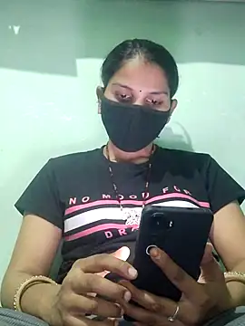 Snapshot of poojam93 chatting on September 19, 2025, 3:38 pm poojam93 online show from September 19, 2025, 3:38 pm