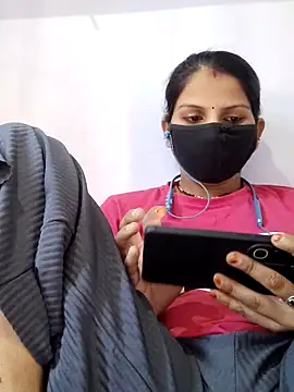 poojam93 online show from November 7, 2025, 3:22 am