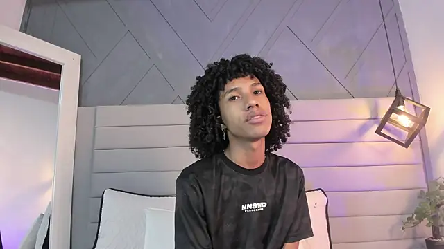 Johan gz  online show from November 10, 2025, 11:26 am