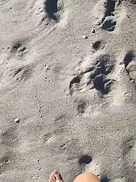 sarahkat86 online show from November 9, 2025, 1:37 pm