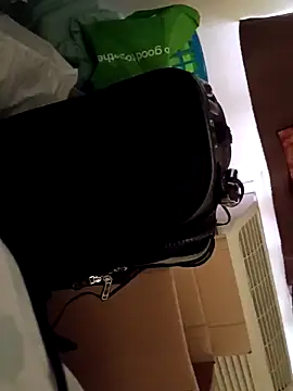 sarahkat86 online show from December 18, 2025, 4:00 pm