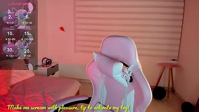 Snapshot of Jade_rey_ chatting on November 9, 2025, 2:59 am Jade rey online show from November 9, 2025, 2:59 am