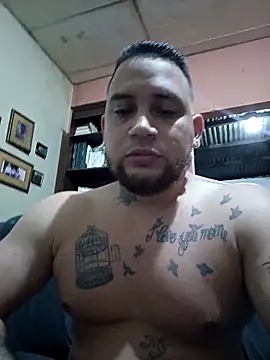 Snapshot of Catire10_ chatting on November 14, 2025, 3:21 am Catire10 online show from November 14, 2025, 3:21 am