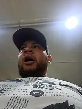 Snapshot of Catire10_ chatting on November 28, 2025, 3:23 pm Catire10 online show from November 28, 2025, 3:23 pm