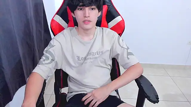 Snapshot of eren_188 chatting on October 31, 2025, 7:21 pm eren 188 online show from October 31, 2025, 7:21 pm