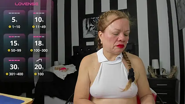 aliceemature4u online show from November 20, 2025, 11:58 pm