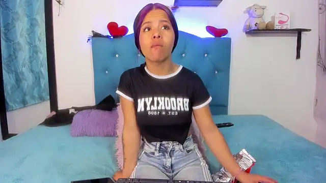 Snapshot of sandy_ass_69 chatting on November 19, 2025, 10:32 pm sandy ass 69 online show from November 19, 2025, 10:32 pm