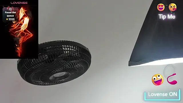 Snapshot of sweet__vanessa1 chatting on October 25, 2025, 4:22 am sweet vanessa1 online show from October 25, 2025, 4:22 am