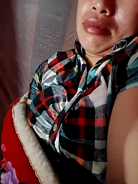 ngocngoc cute online show from May 31, 2026, 4:24 pm