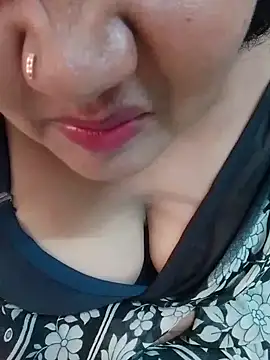 Snapshot of Swapna_Hyd chatting on June 24, 2026, 8:02 am Swapna Hyd online show from June 24, 2026, 8:02 am