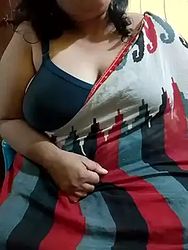 Snapshot of Swapna_Hyd chatting on July 9, 2026, 4:28 pm Swapna Hyd online show from July 9, 2026, 4:28 pm