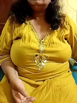 Snapshot of Swapna_Hyd chatting on July 9, 2026, 1:39 am Swapna Hyd online show from July 9, 2026, 1:39 am