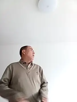 Snapshot of CWQ123 chatting on October 22, 2025, 8:14 am CWQ123 online show from October 22, 2025, 8:14 am