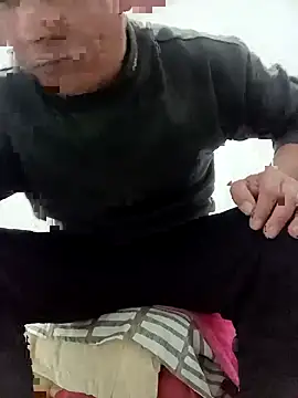 Snapshot of CWQ123 chatting on November 27, 2025, 2:17 pm CWQ123 online show from November 27, 2025, 2:17 pm