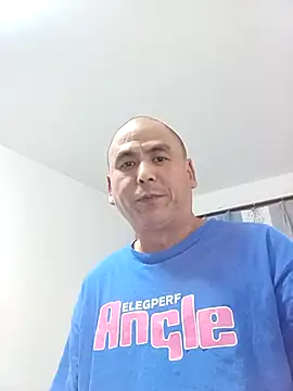 Snapshot of CWQ123 chatting on October 8, 2025, 12:07 pm CWQ123 online show from October 8, 2025, 12:07 pm