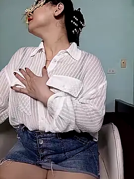 Snapshot of Spa-LinhLinh chatting on September 28, 2025, 7:54 pm Spa-LinhLinh online show from September 28, 2025, 7:54 pm