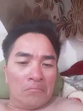 Snapshot of Brongiep chatting on October 15, 2025, 12:46 pm Brongiep online show from October 15, 2025, 12:46 pm