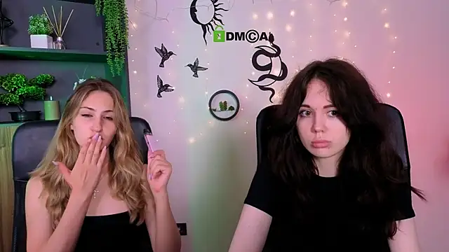 riley sanders online show from August 10, 2026, 1:01 am